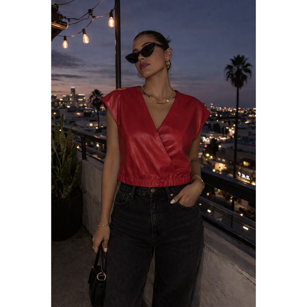 Marc New‎ York Andrew Marc Red Faux Leather Faux Wrap V Neck Sleeveless Crop  M